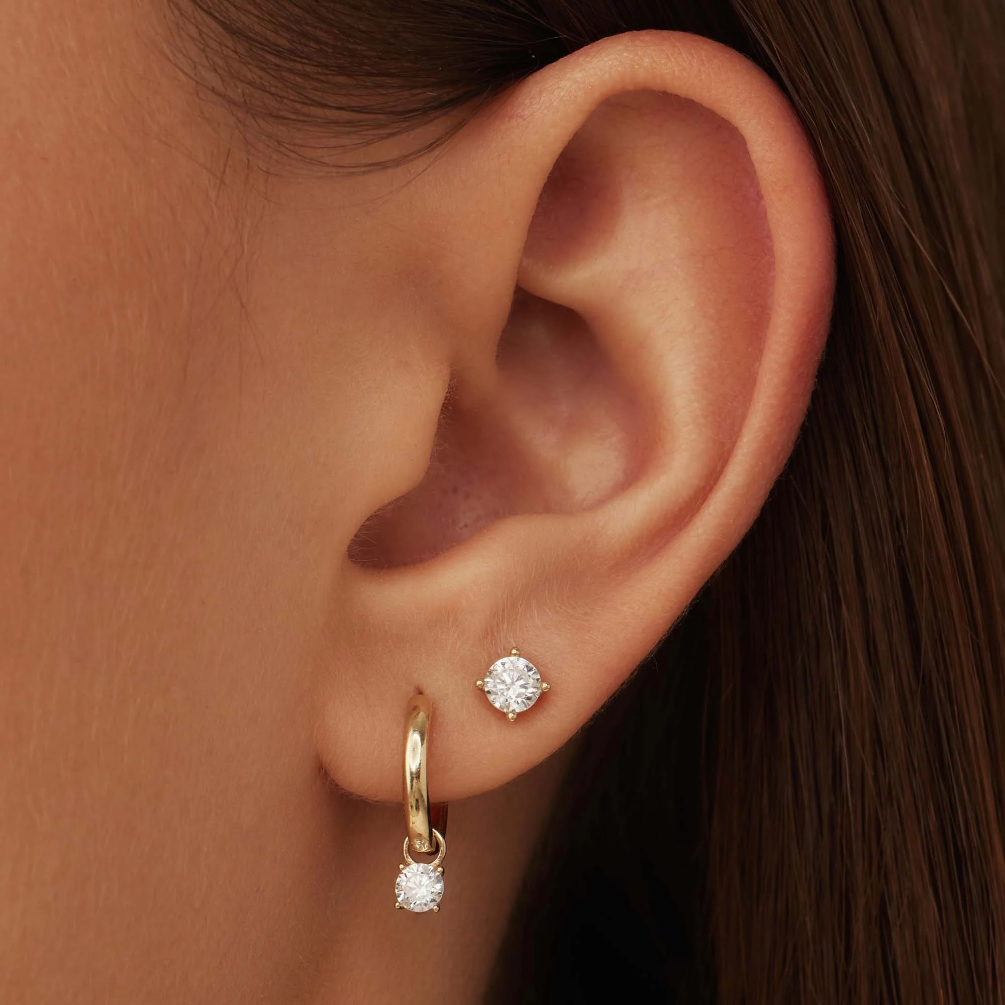 Le Marais Ophélie 14 karat gold hoop earrings with zirconia stone - Image 2