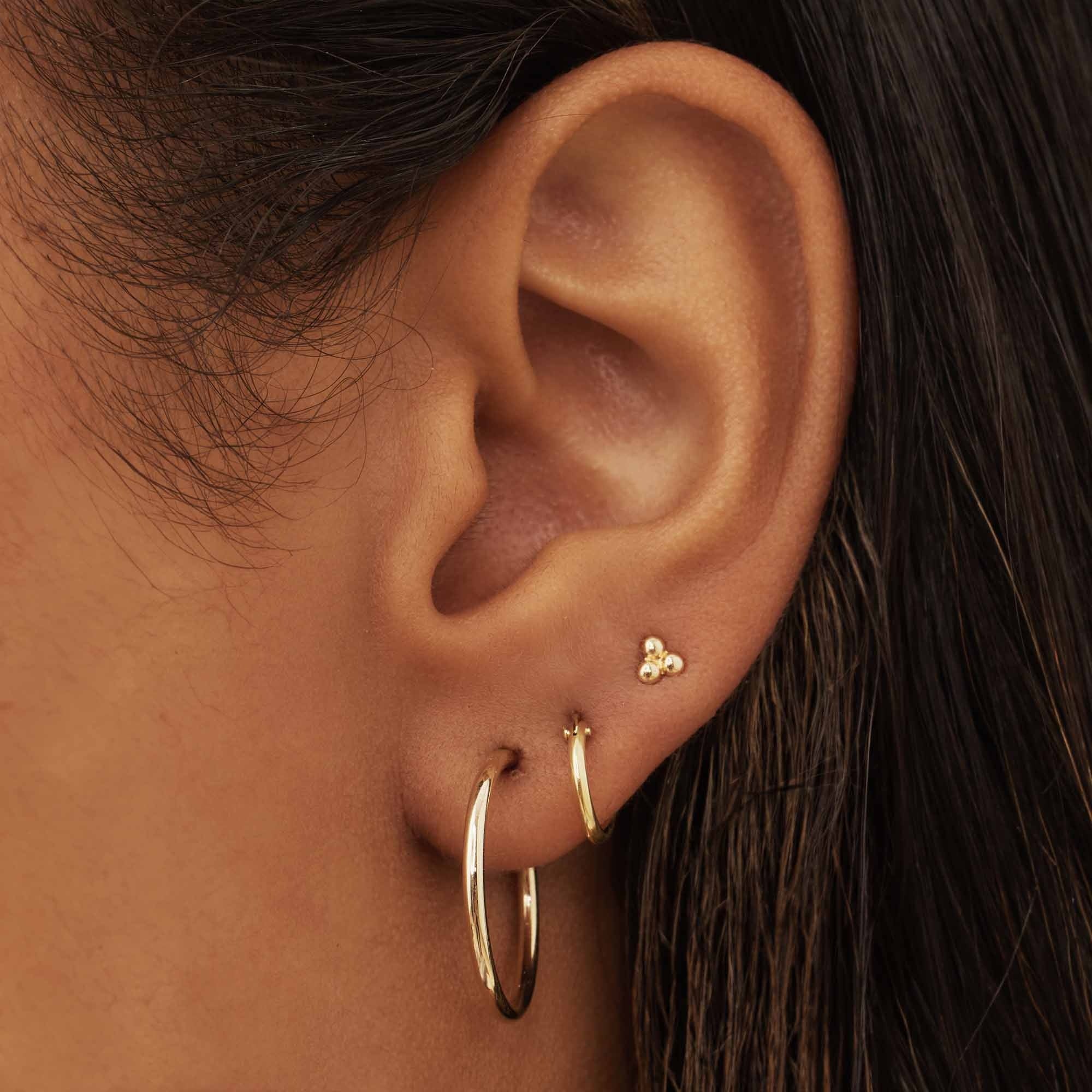 Le Marais Cerise 14 karat gold hoop earrings (18 mm) - Image 2