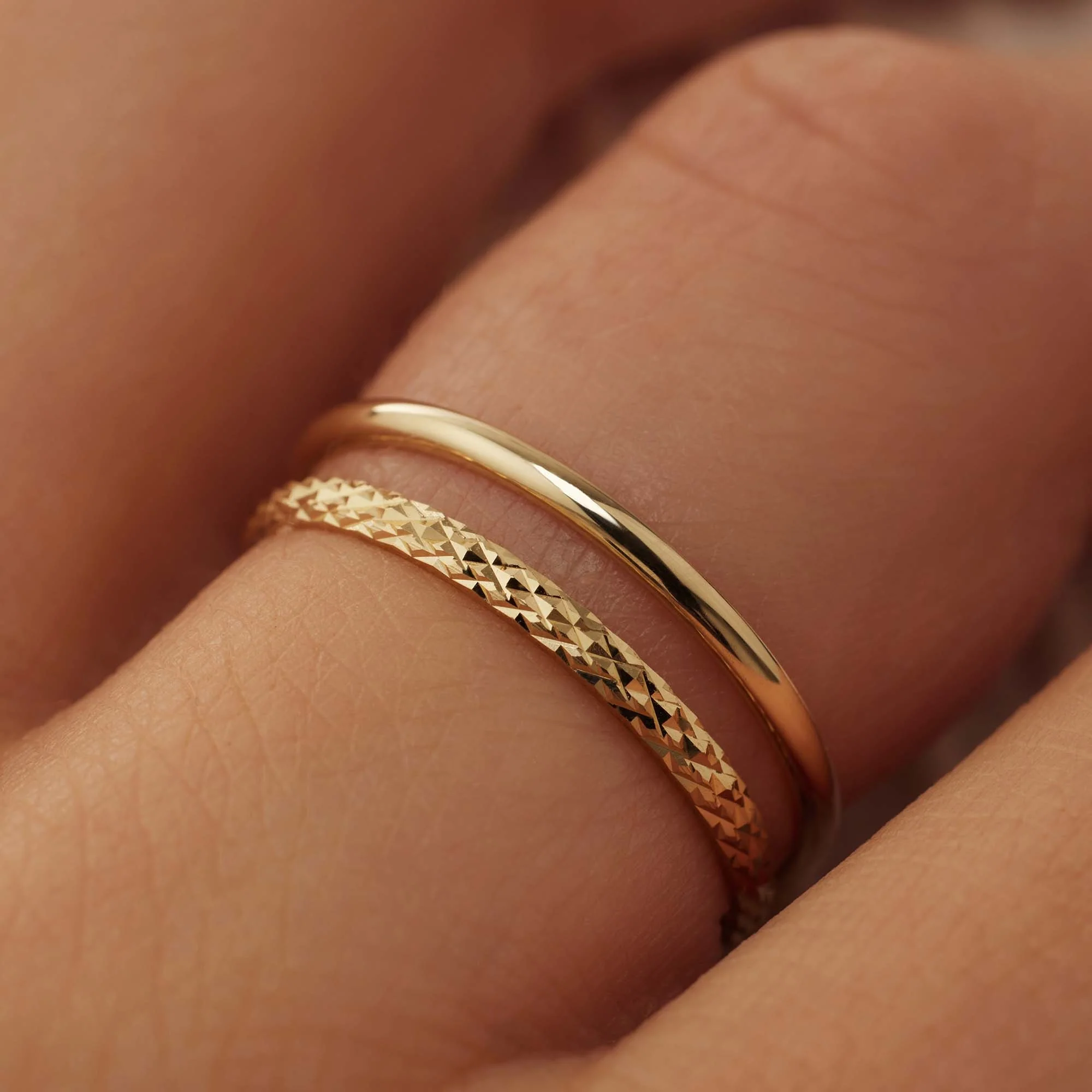 Le Marais Solene 14 karat gold stacking ring - Image 2