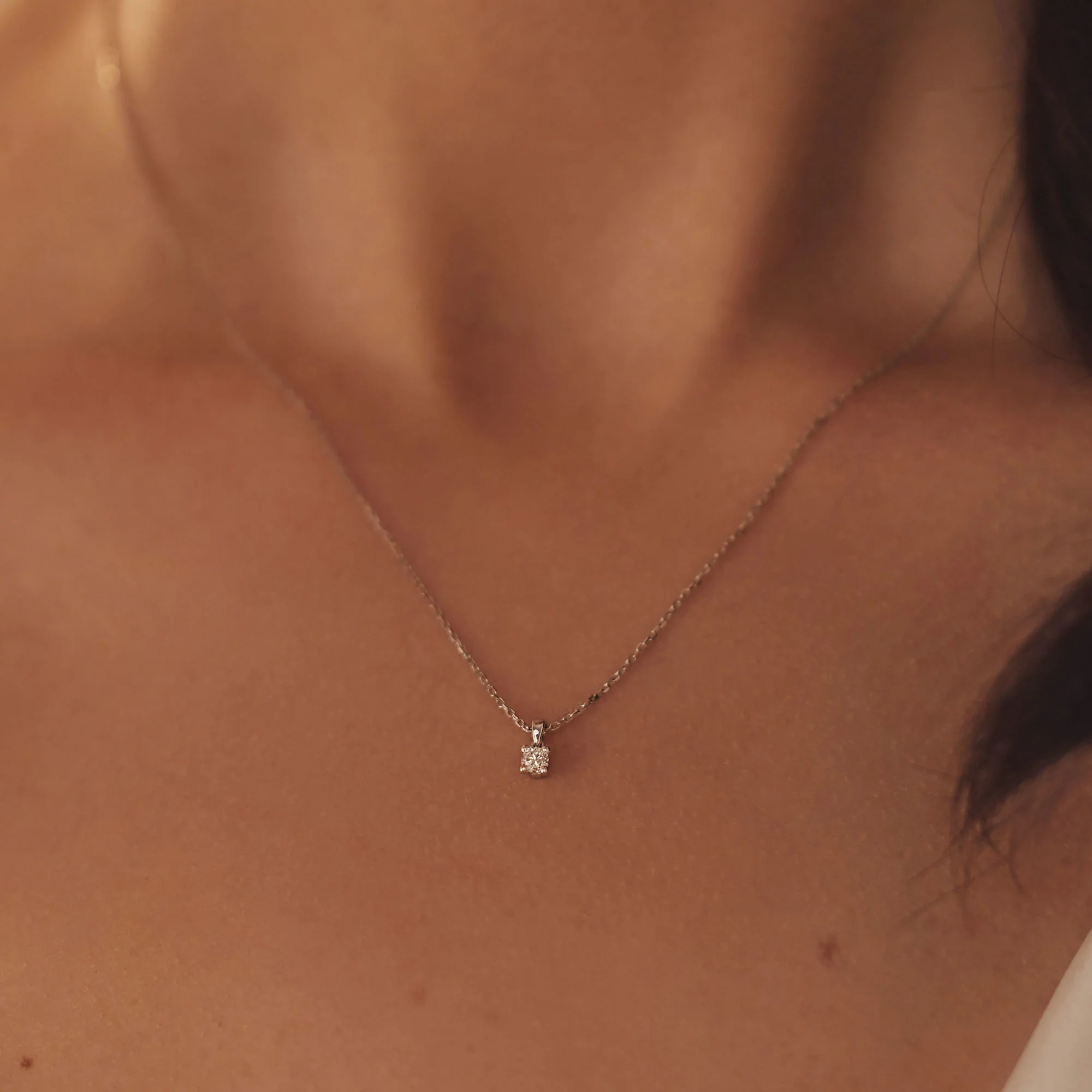 De la Paix Celesse 14 karat white gold necklace with diamond 0.07 ct - Image 2