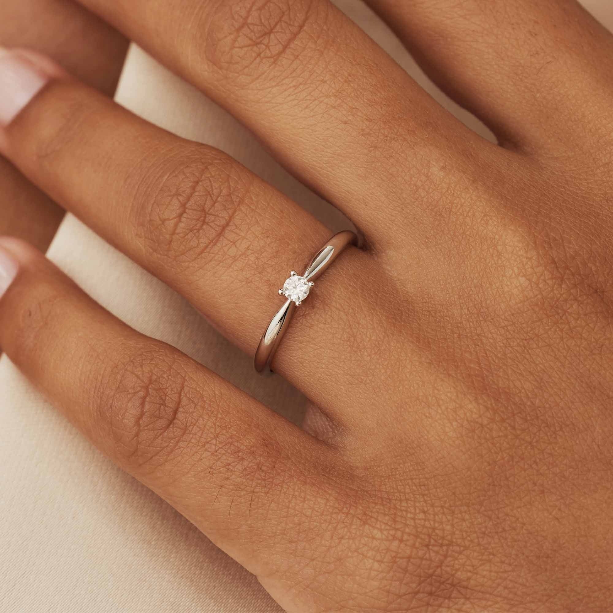 De la Paix Celesse 14 karat white gold ring with diamond 0.07 carat - Image 2
