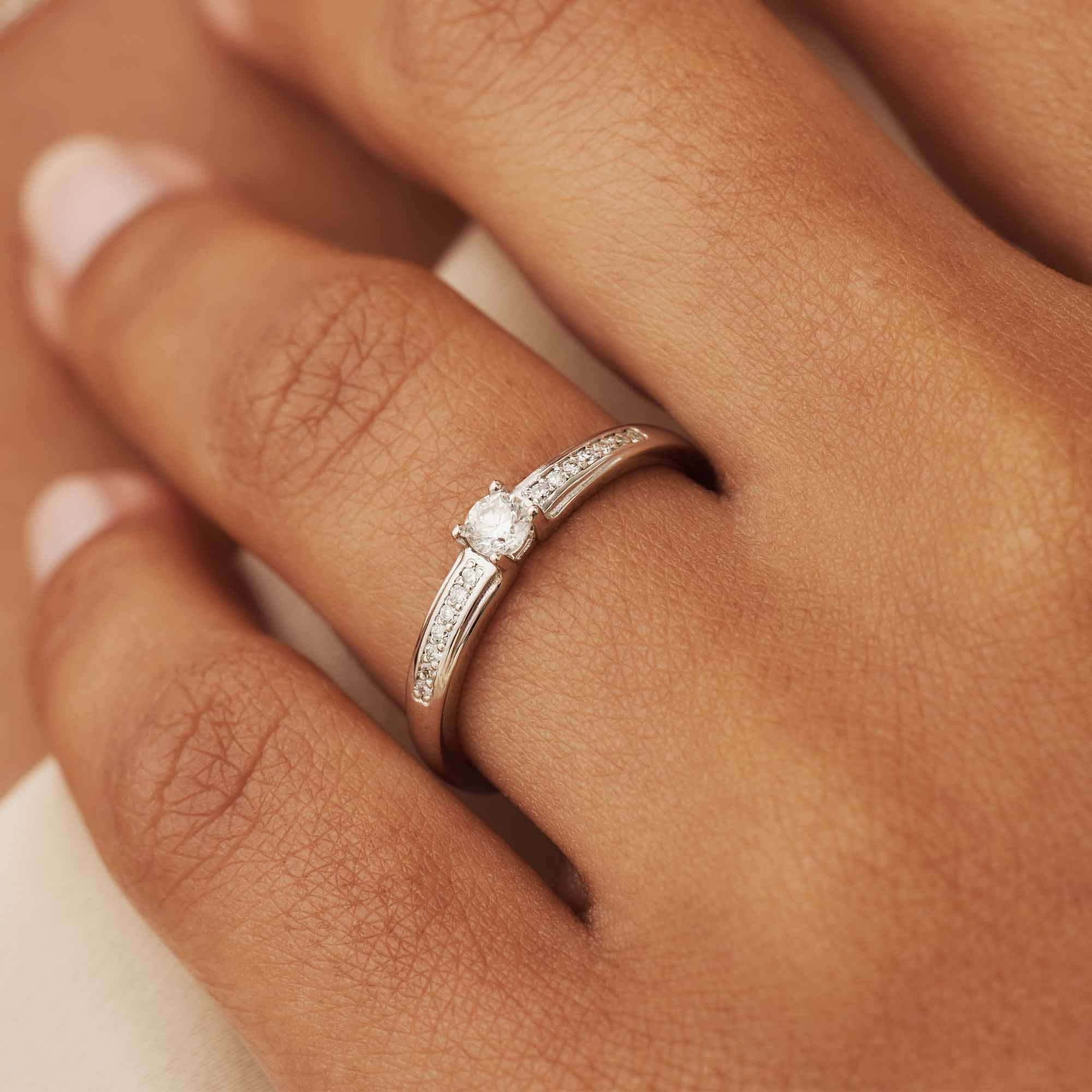 De la Paix Madeline 14 karat white gold ring with diamond 0.20 carat - Image 2