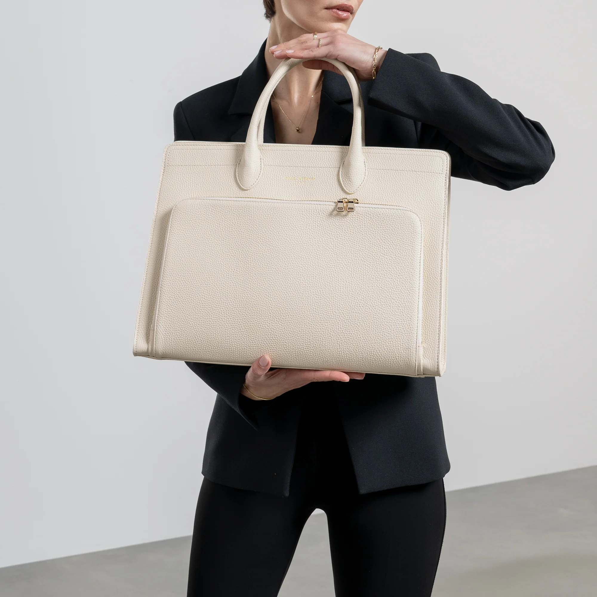 Honoré Nadine cream calfskin leather handbag with 16.4 inch laptop pocket - Image 2